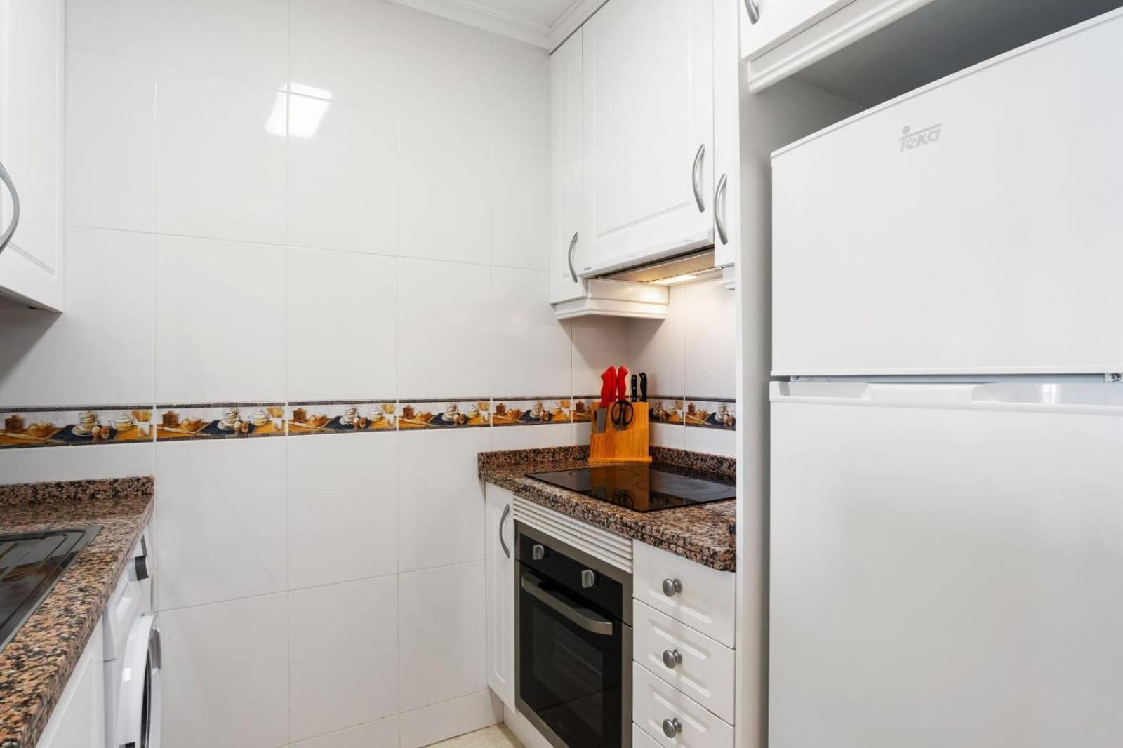 Nice Modern 2 Bed Apartment In Torrievieja Torrevieja Exterior photo