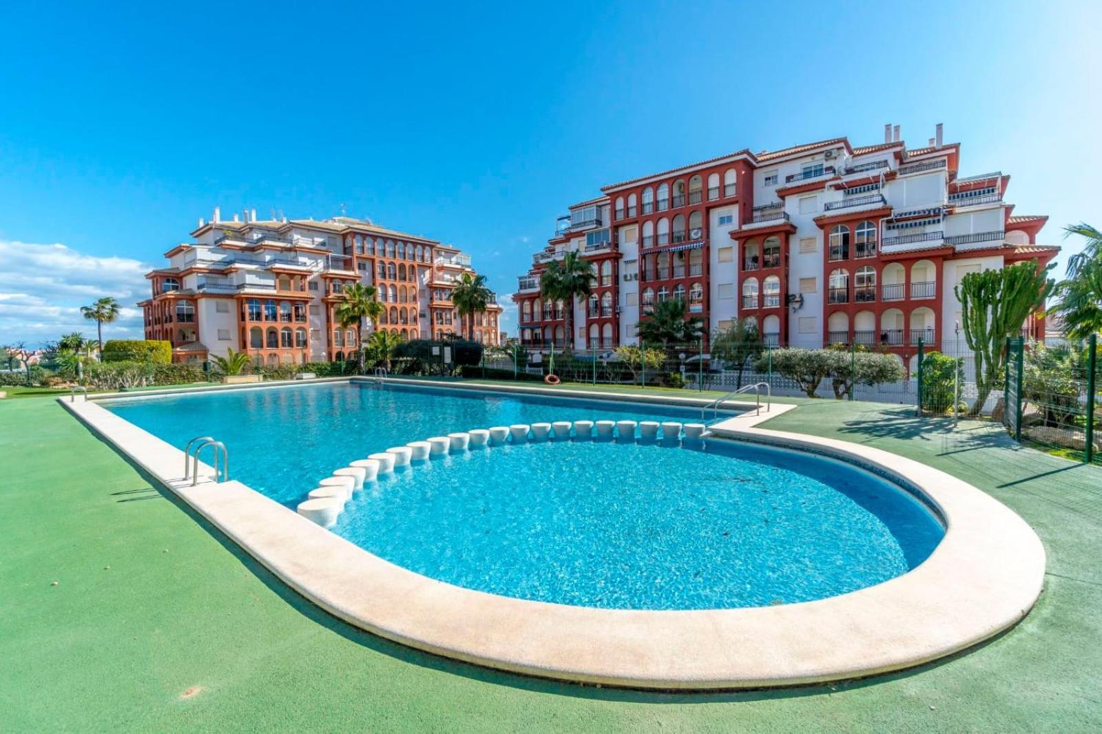 Nice Modern 2 Bed Apartment In Torrievieja Torrevieja Exterior photo